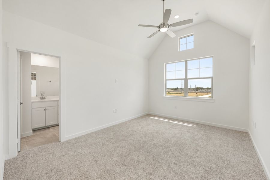 Spacious, unfurnished interior of a new home in Wildridge, Oak Point (Image 41). Spacious, unfurnished interior of a new home in Wildridge, Oak Point (Image 41).