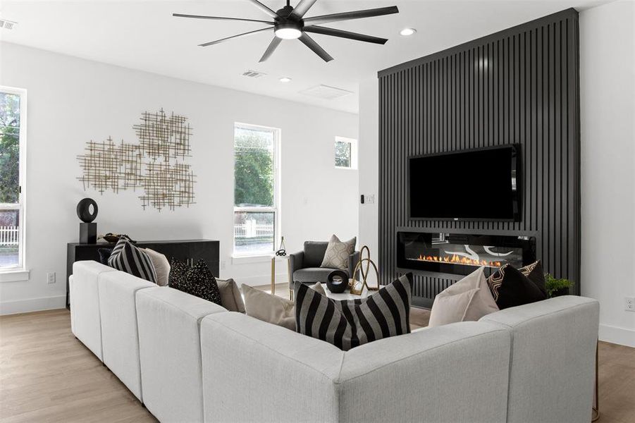 Furnished interior view inside a new home in , Irving (Image 27).