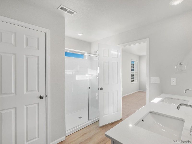 Image 29 of a home in .