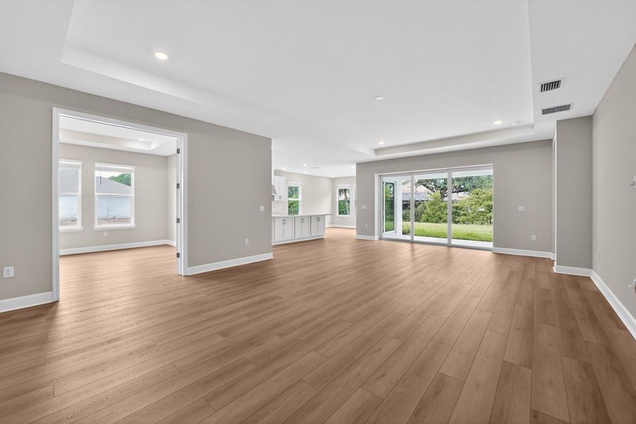 Spacious, unfurnished interior of a new home in Tiburon, Nokomis (Image 10). Spacious, unfurnished interior of a new home in Tiburon, Nokomis (Image 10).