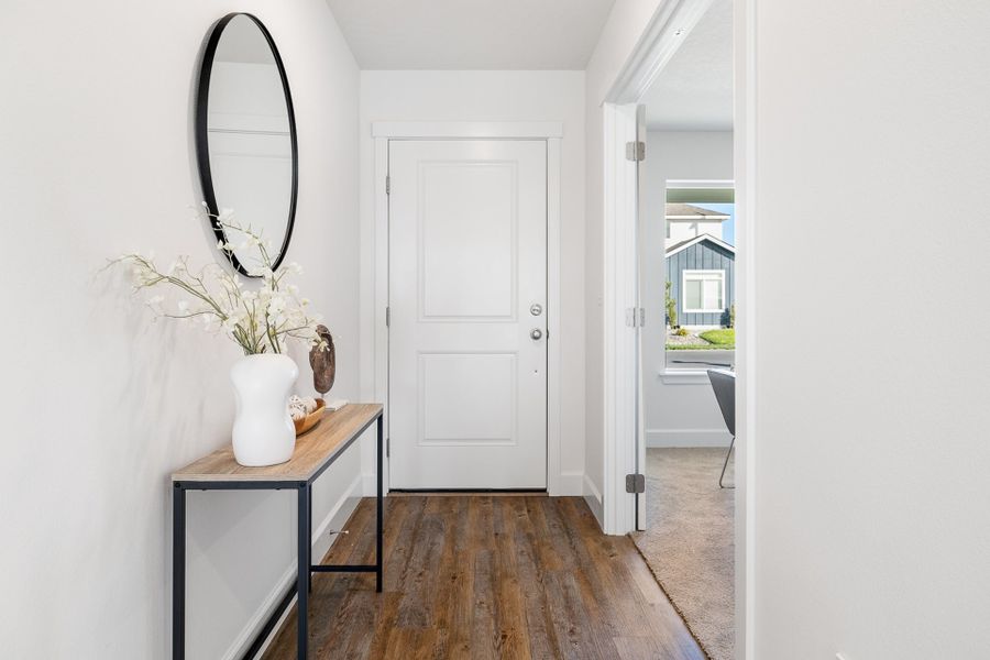 Furnished interior view inside a new home in Feather Ridge, Redmond (Image 17).