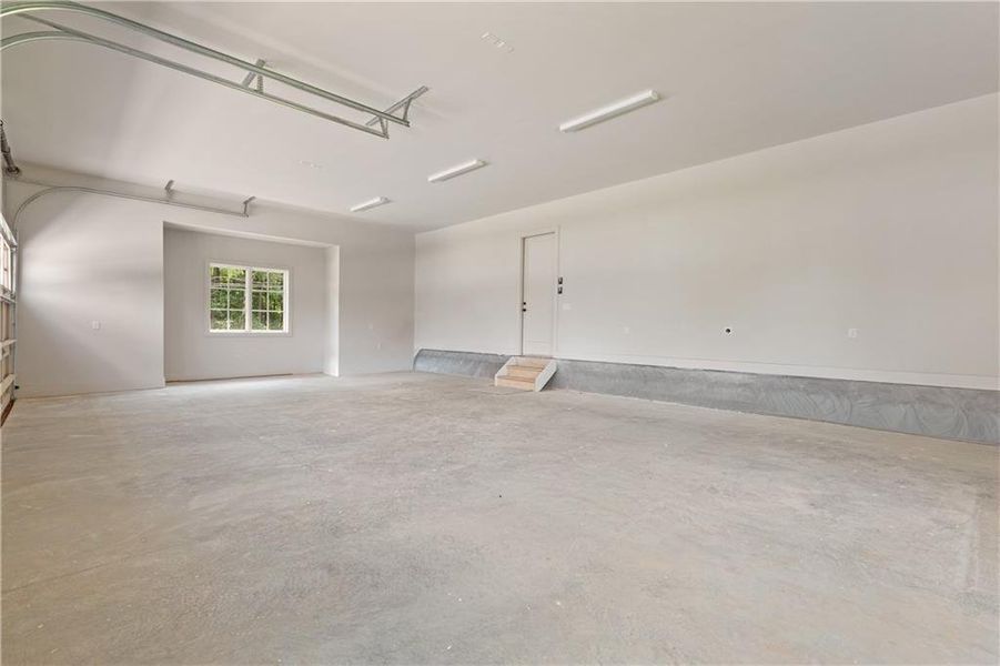 Spacious, unfurnished interior of a new home in , Suwanee (Image 64). Spacious, unfurnished interior of a new home in , Suwanee (Image 64).