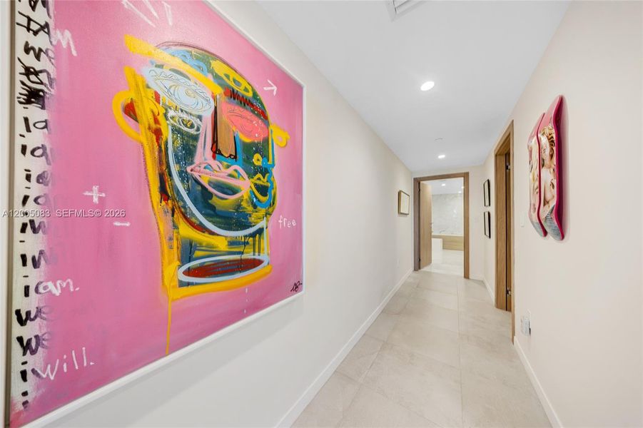 Spacious, unfurnished interior of a new home in Onda, Bay Harbor Islands (Image 21).