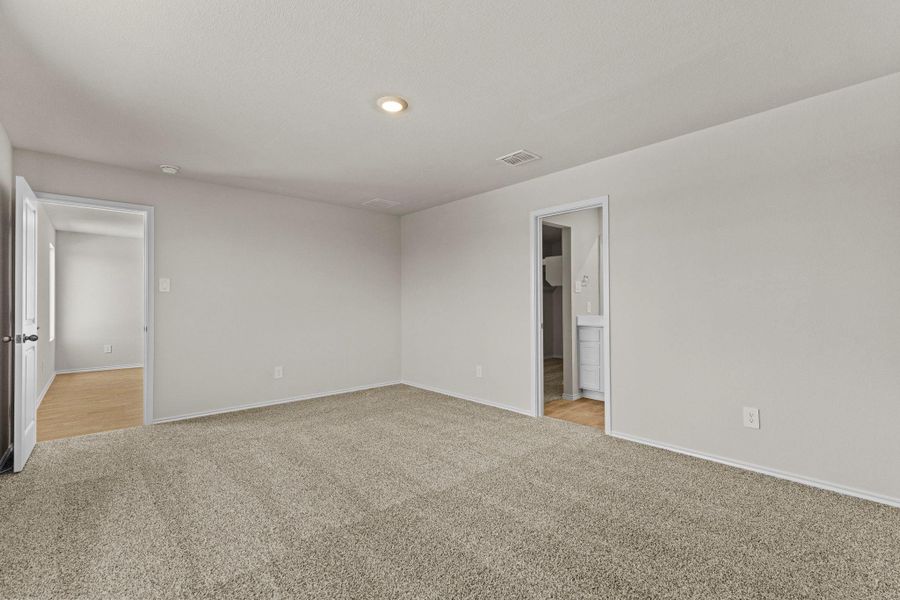 Spacious, unfurnished interior of a new home in Ladera, Luling (Image 29). Spacious, unfurnished interior of a new home in Ladera, Luling (Image 29).