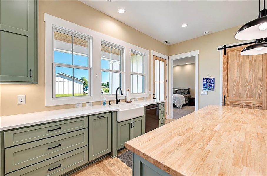 Furnished interior view inside a new home in , Calhoun (Image 49).