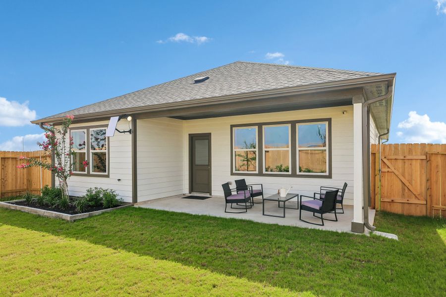Representative exterior details of a home built from the Charlton by Taylor Morrison in Mason Woods, Cypress (Image 4).