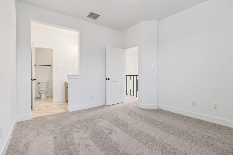 Spacious, unfurnished interior of a new home in The Highlands, Porter (Image 28).