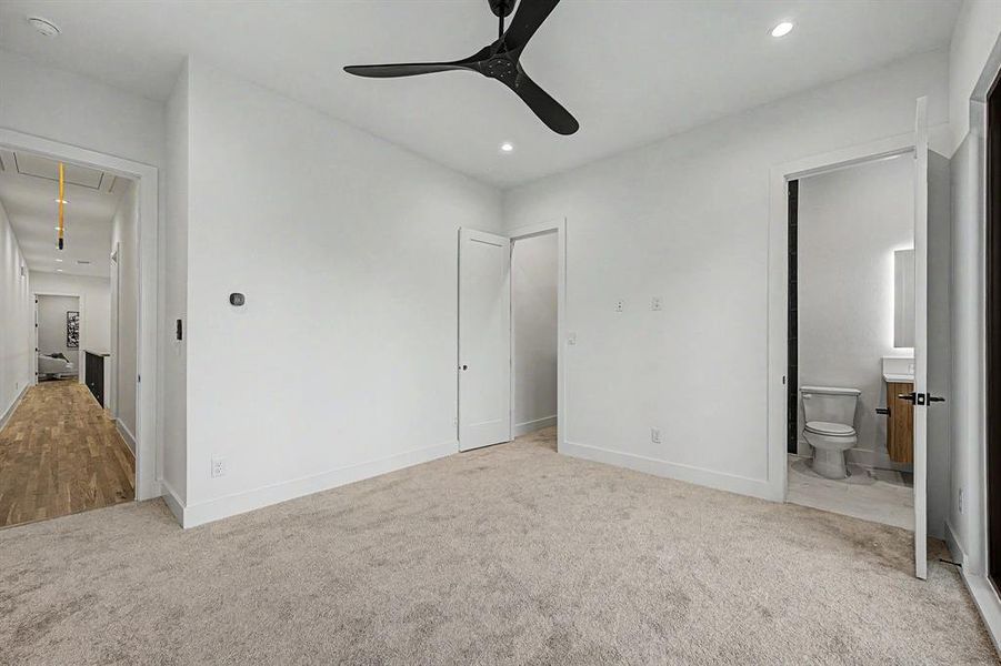 Spacious, unfurnished interior of a new home in , Dallas (Image 21). Spacious, unfurnished interior of a new home in , Dallas (Image 21).