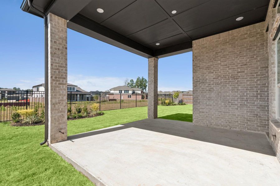 Welcome to The Busch by David Weekley Homes. Move-In-Ready Now!