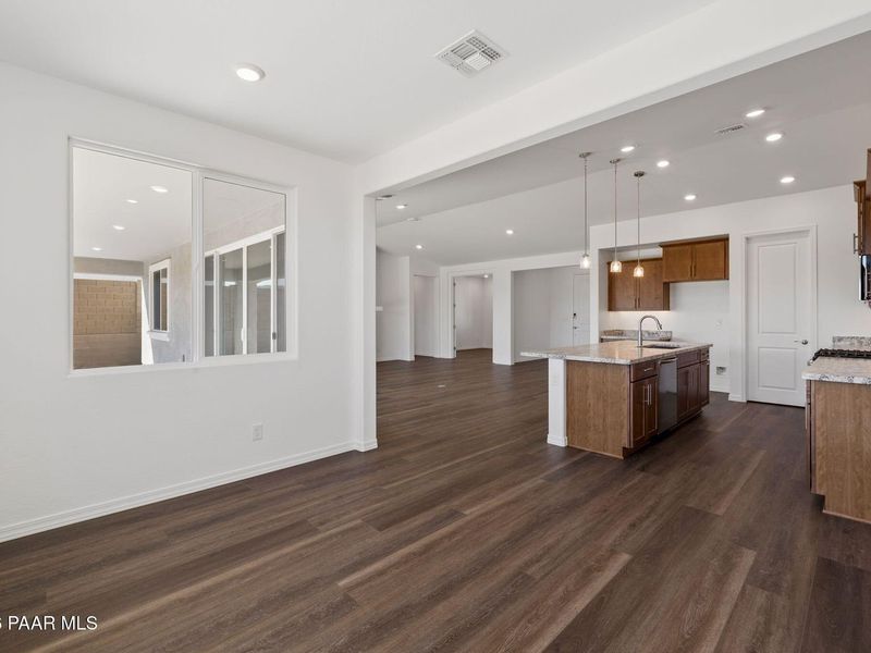 Spacious, unfurnished interior of a new home in Westwood, Prescott (Image 29).