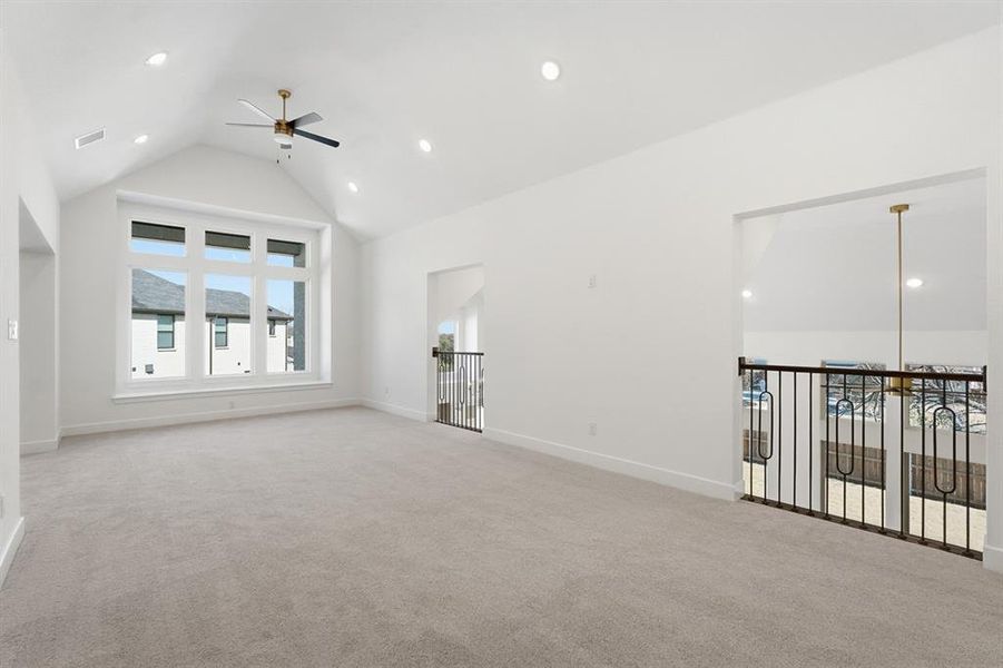 Spacious, unfurnished interior of a new home in Saddle Star Estates, Rockwall (Image 14). Spacious, unfurnished interior of a new home in Saddle Star Estates, Rockwall (Image 14).