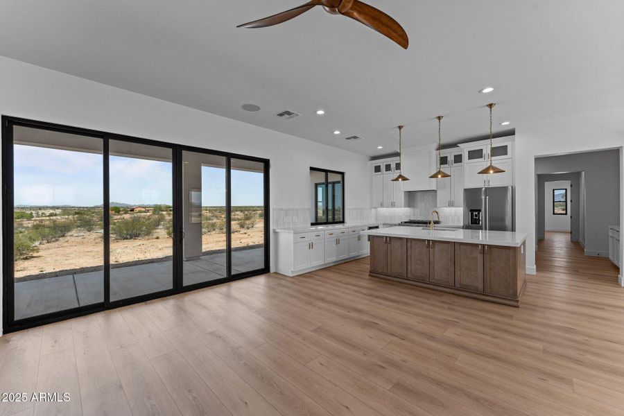 8-web-or-mls-DSC07927 8-web-or-mls-DSC07927