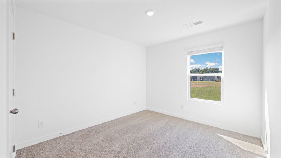 Spacious, unfurnished interior of a new home in Price's Crossing, LaFayette (Image 21).