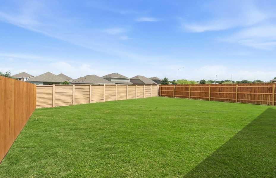 Exterior details and patio area of a home in Lagos, Manor (Image 15).