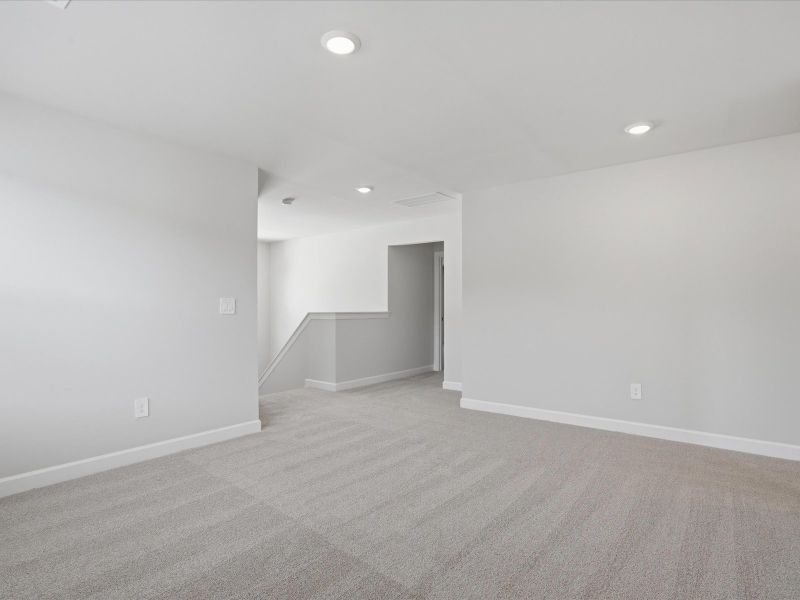 Spacious, unfurnished interior of a new home in Collier Ridge, Moore (Image 12).