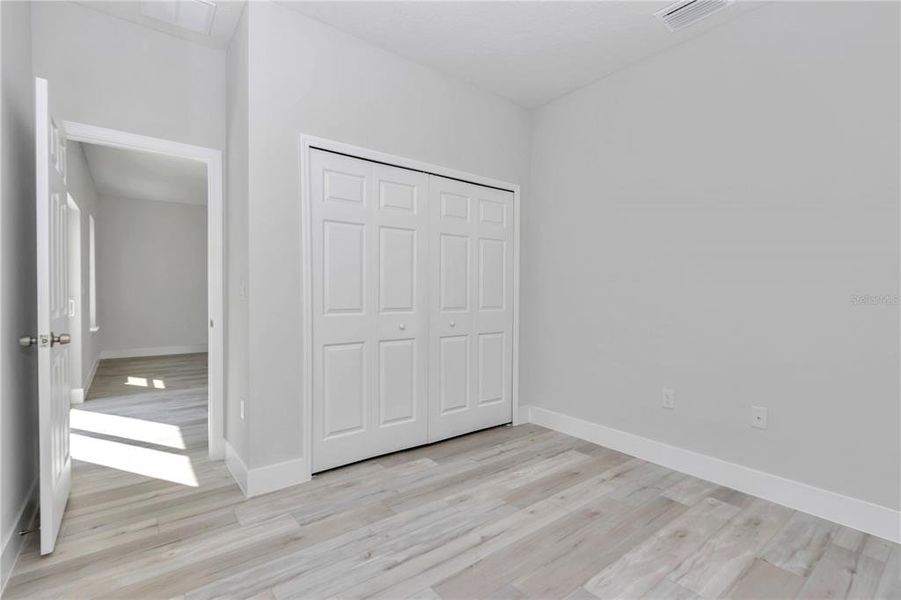 Spacious, unfurnished interior of a new home in , Ocala (Image 39).