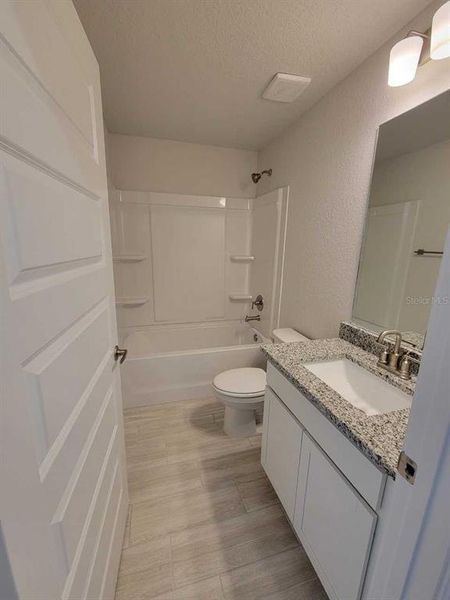 Furnished interior view inside a new home in , Ocala (Image 7).