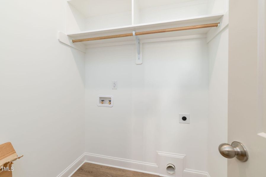 8-web-or-mls-127-Nutbush-8