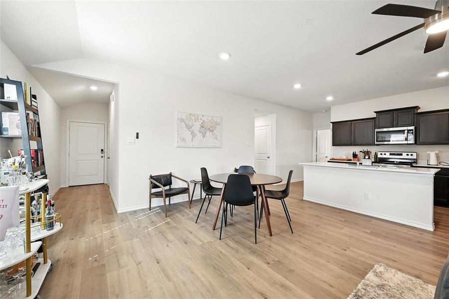 Furnished interior view inside a new home in , Sherman (Image 34).