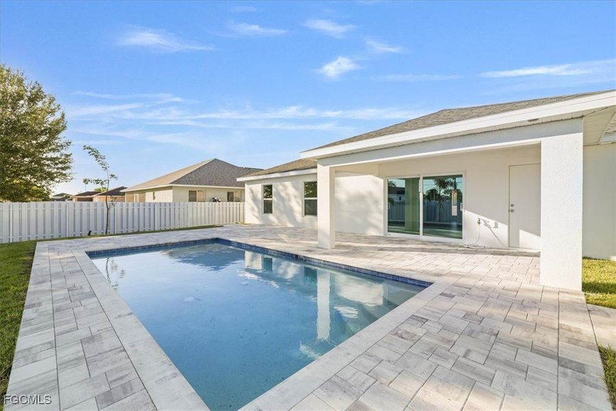 Exterior details and patio area of a home in Cape Coral, Cape Coral (Image 20). Exterior details and patio area of a home in Cape Coral, Cape Coral (Image 20).