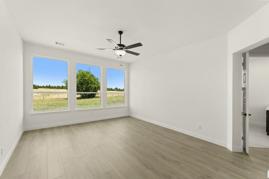 Spacious, unfurnished interior of a new home in Heritage, McLendon-Chisholm (Image 28). Spacious, unfurnished interior of a new home in Heritage, McLendon-Chisholm (Image 28).