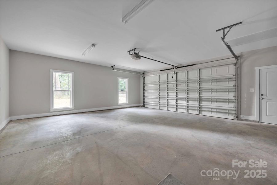 Spacious, unfurnished interior of a new home in , Mocksville (Image 29).