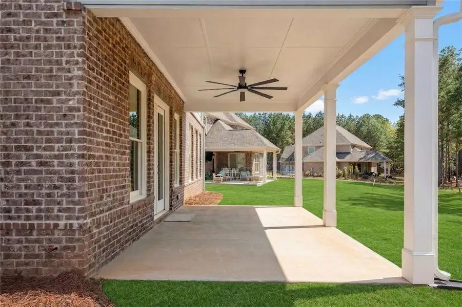 Exterior details and patio area of a home in , Villa Rica (Image 3).