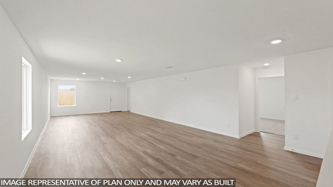 Spacious, unfurnished interior of a new home in Lexington Heights, Willis (Image 16).