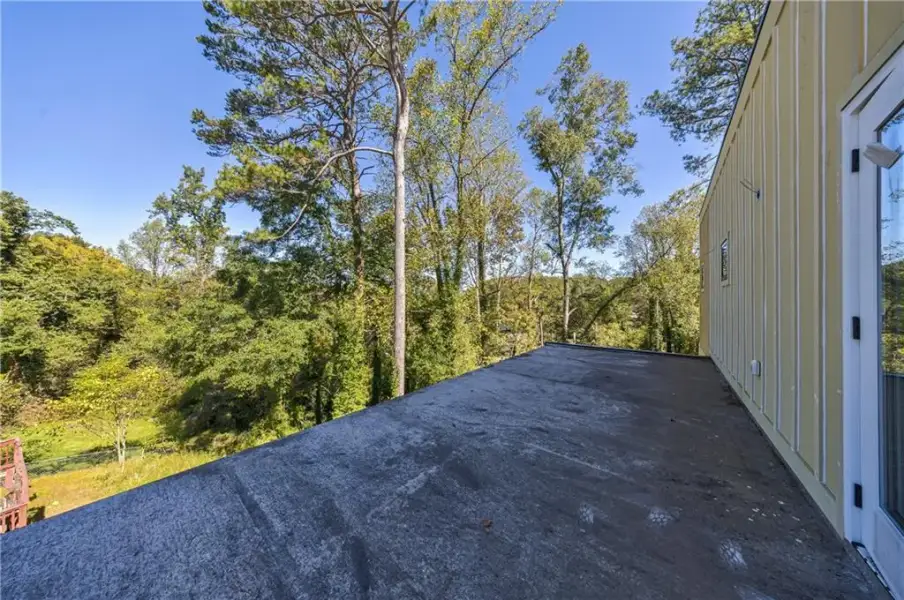 Exterior details and patio area of a home in , Hapeville (Image 3).