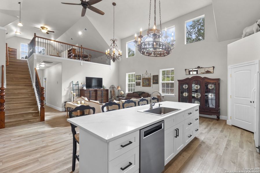 Furnished interior view inside a new home in , Bandera (Image 29).