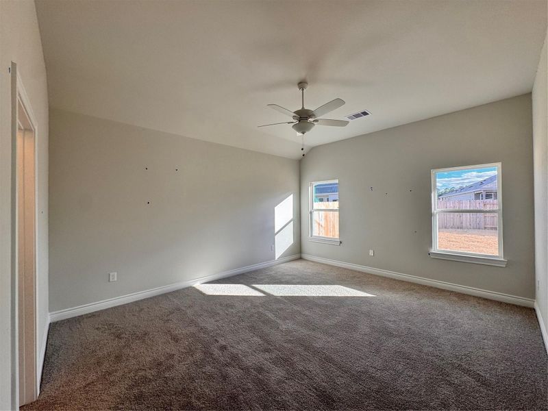 Spacious, unfurnished interior of a new home in Grand Oaks Reserve, Cleveland (Image 18). Spacious, unfurnished interior of a new home in Grand Oaks Reserve, Cleveland (Image 18).