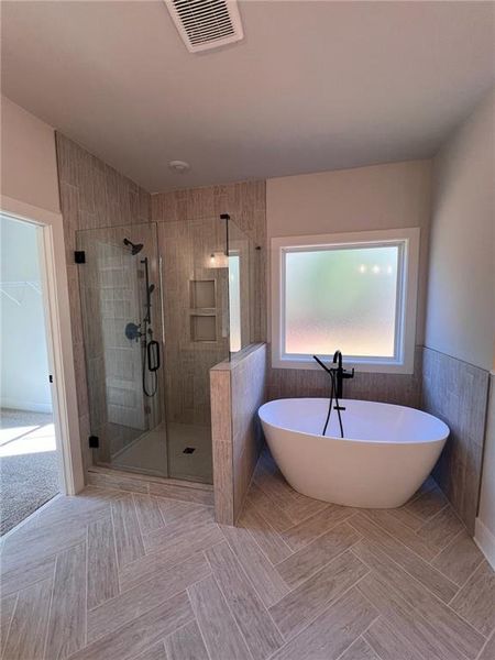 Furnished interior view inside a new home in , Jefferson (Image 5).