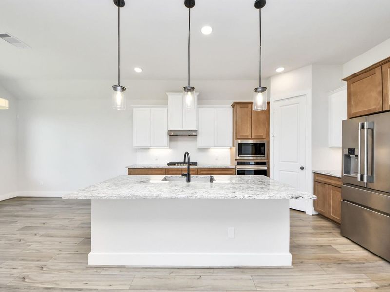 Furnished interior view inside a new home in Lago Mar, Texas City (Image 12).