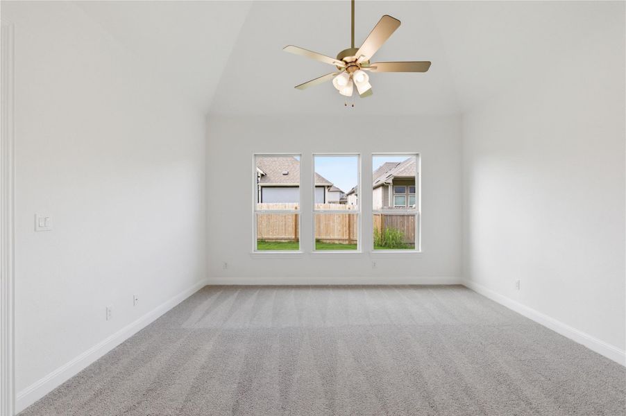 Spacious, unfurnished interior of a new home in Retreat at San Gabriel, Georgetown (Image 25).