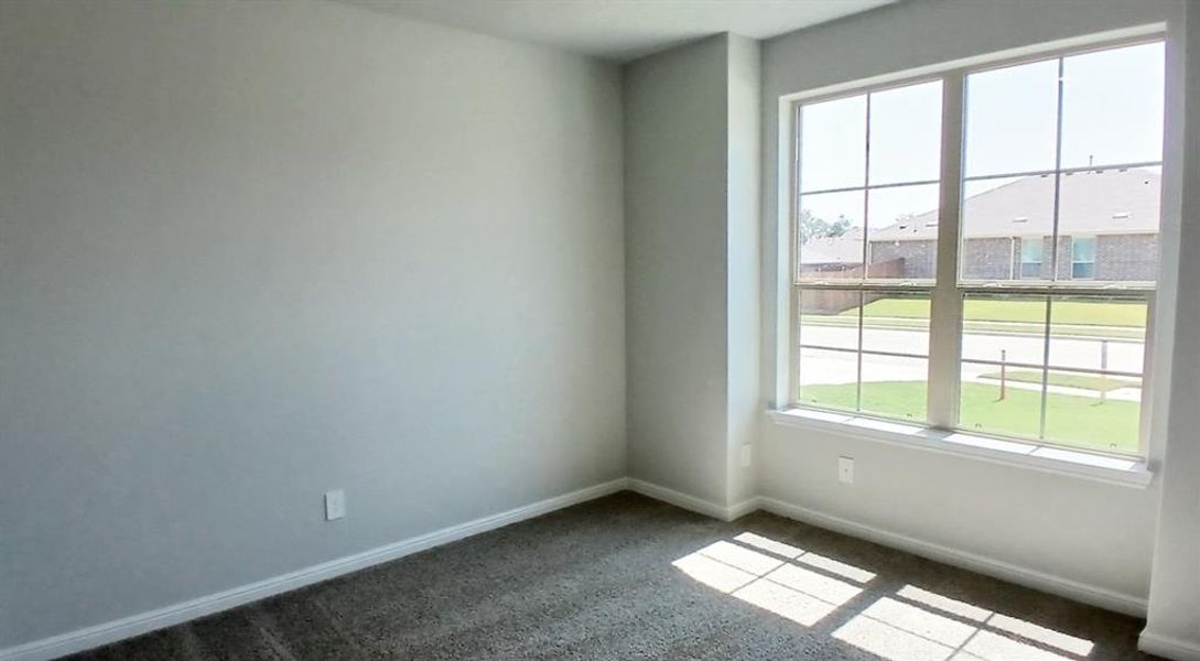 Spacious, unfurnished interior of a new home in The Canyons, Keene (Image 10).