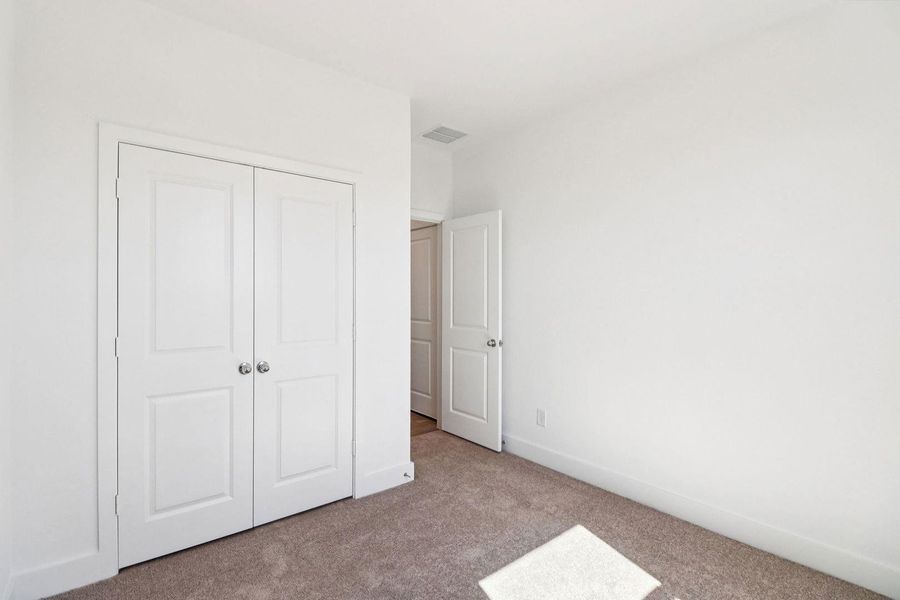 22303 Prickly Bed 2 (2) 22303 Prickly Bed 2 (2)