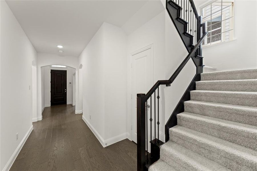 03. 12710 Meadow Glen - Entry 03. 12710 Meadow Glen - Entry