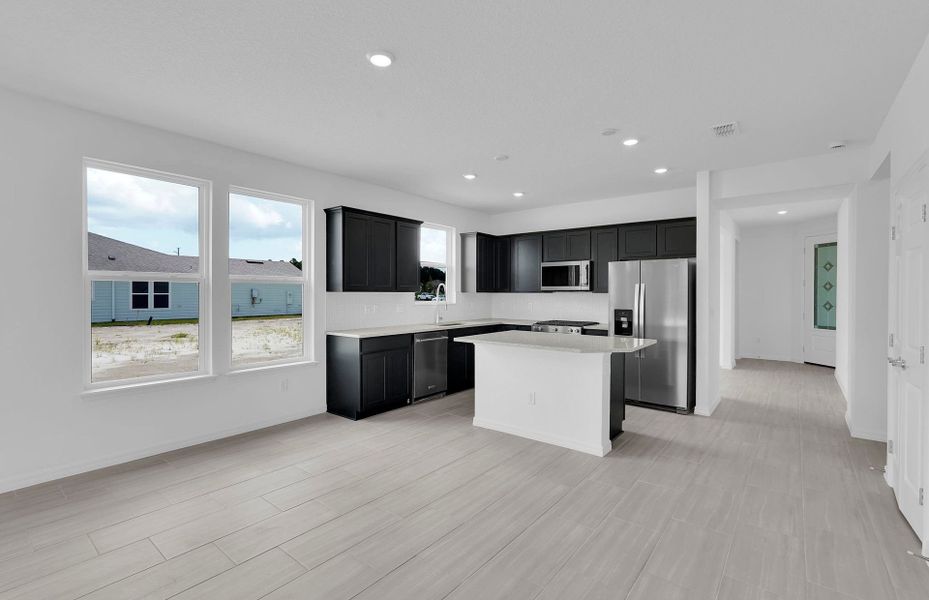 Ellenwood | Kitchen/Dining Area