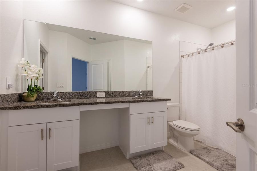 Furnished interior view inside a new home in , Tampa (Image 16).