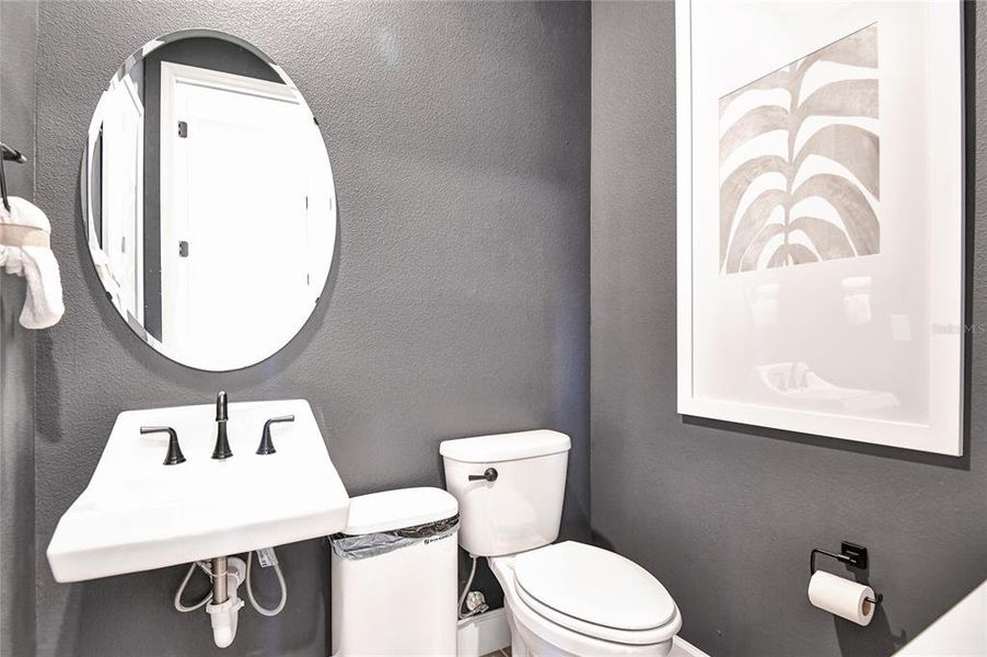 Furnished interior view inside a new home in Seaport Village, Tavares (Image 14).