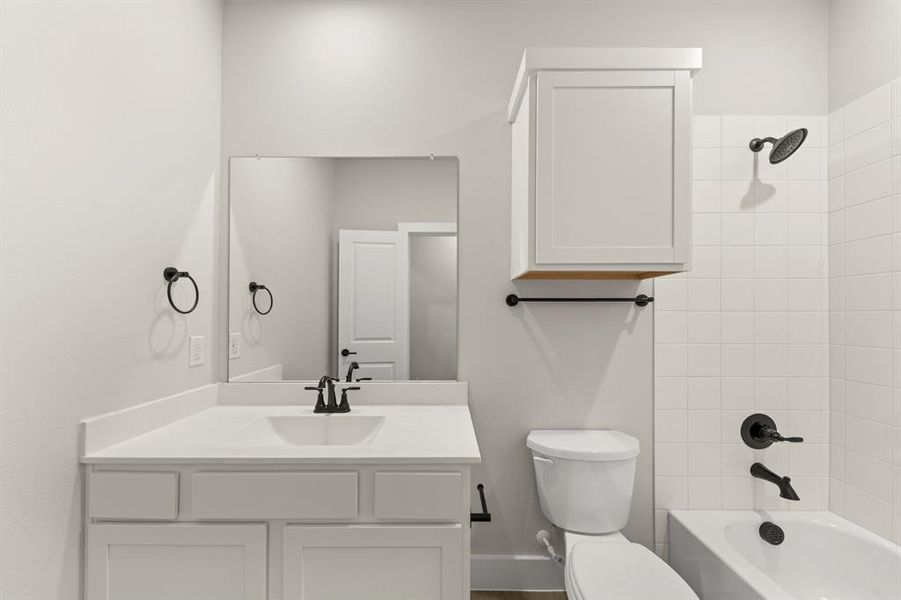 06. 748 Wilderness - 2ND Bath 06. 748 Wilderness - 2ND Bath