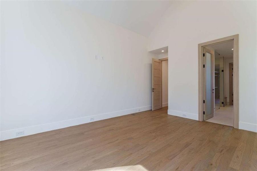 Spacious, unfurnished interior of a new home in , Cumming (Image 107).