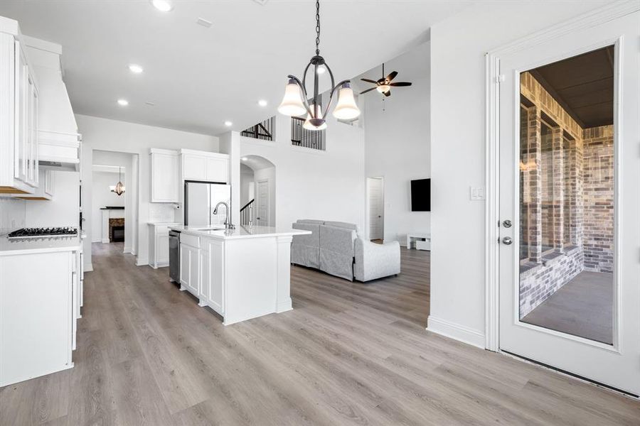 Furnished interior view inside a new home in Sandbrock Ranch, Aubrey (Image 17).