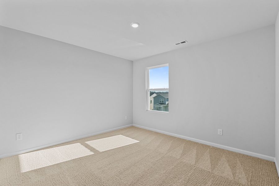 Spacious, unfurnished interior of a new home in Hanes Lake, Winston-Salem (Image 39).