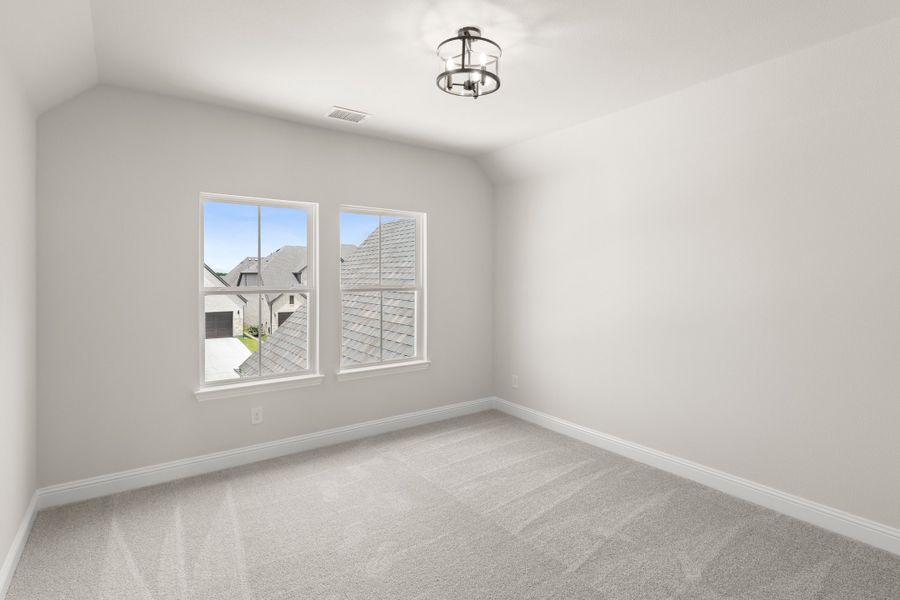 Spacious, unfurnished interior of a new home in Nelson Lake Estates, Rockwall (Image 24). Spacious, unfurnished interior of a new home in Nelson Lake Estates, Rockwall (Image 24).