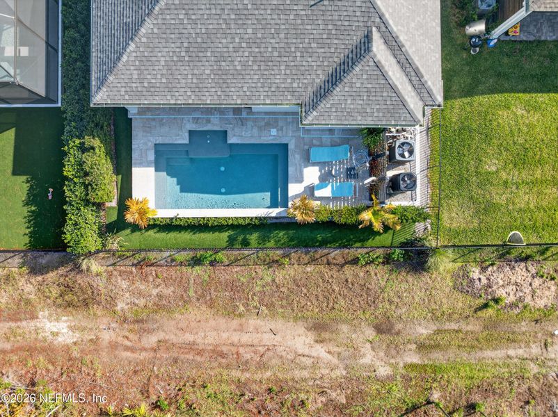 Exterior details and patio area of a home in , Ponte Vedra (Image 29).