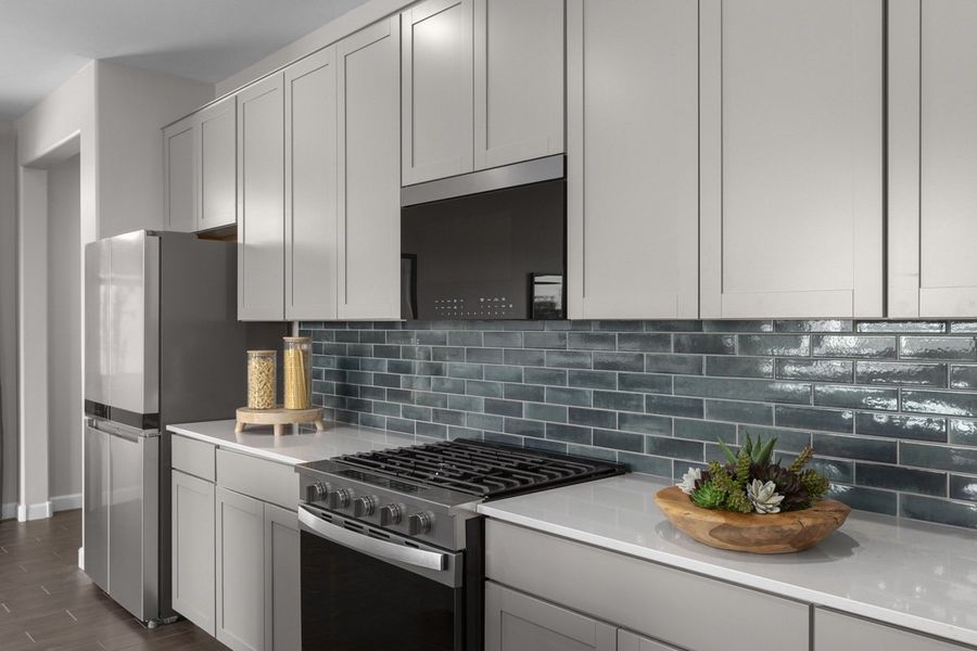 Optional kitchen tile backsplash