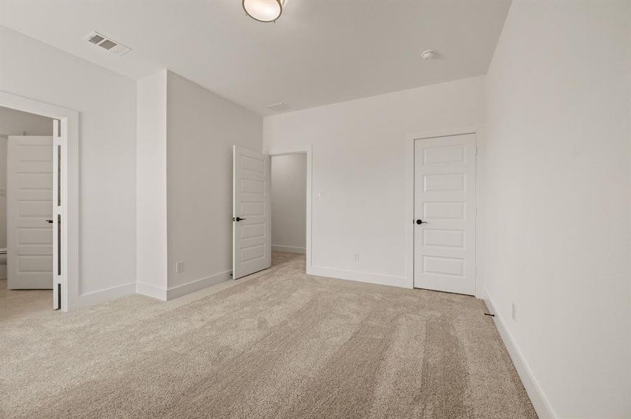 Spacious, unfurnished interior of a new home in Parks of Aledo, Aledo (Image 15).