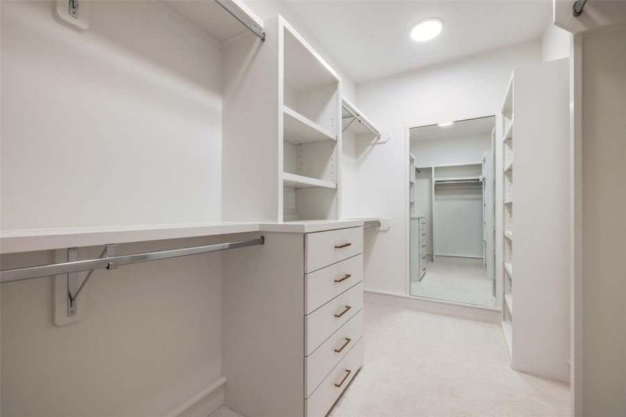 * LAST ONE LEFT ** Estimated Completion date 10/15/2026 ** ASK ABOUT CUSTOMIZATION OPTIONS DURING CONSTRUCTION ONLY* MAZZARINO MODEL HOME* PHOTOS MAY SHOW A SIMILAR FLOOR PLAN AND/OR UPGRADED/ALTERNATIVE FINISHES* Please use these photos as a guide* THIS IS AN ACTIVE CONSTRUCTION SITE, BUYERS MUST REQUEST APPOINTMENT TO BE ON PREMISES AT ALL TIMES.