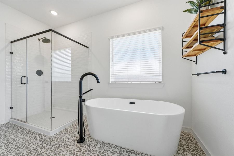 Soaking Tub and Separate Shower, You'll never want to leave! Soaking Tub and Separate Shower, You'll never want to leave!